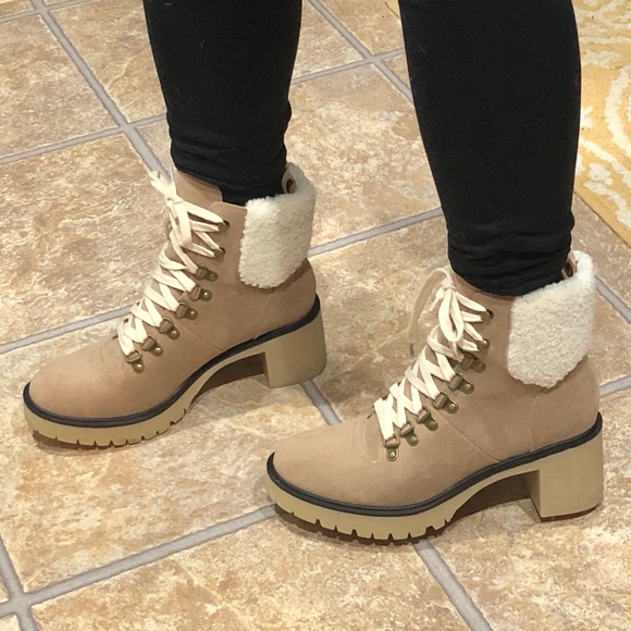 Shearling lace up bootie - Picture 2 of 2